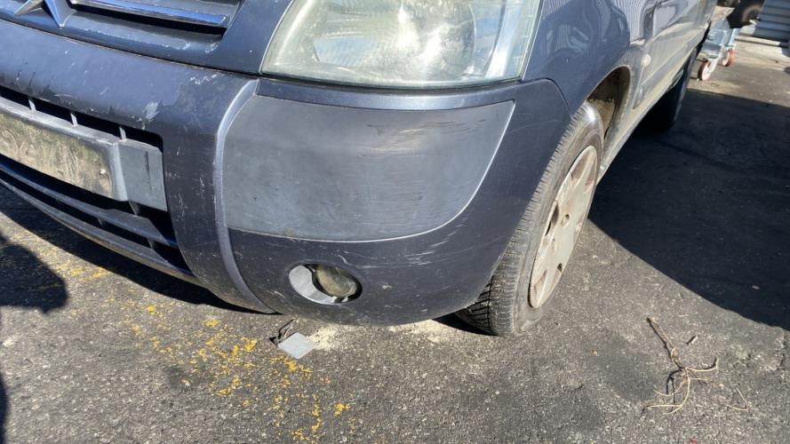 Image Pare choc avant - CITROEN BERLINGO 1