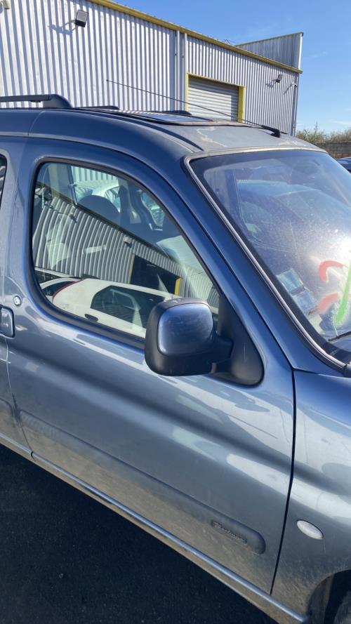 Image Porte avant droit - CITROEN BERLINGO 1