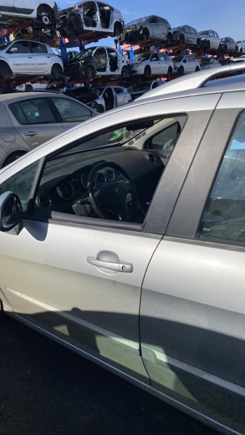 Image Porte avant gauche - PEUGEOT 308 1 SW