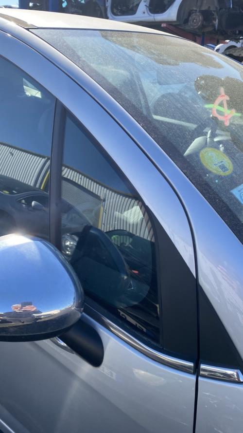 Image Custode avant droit (porte) - CITROEN C3 2