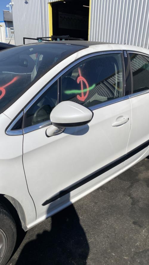 Image Porte avant gauche - CITROEN DS4