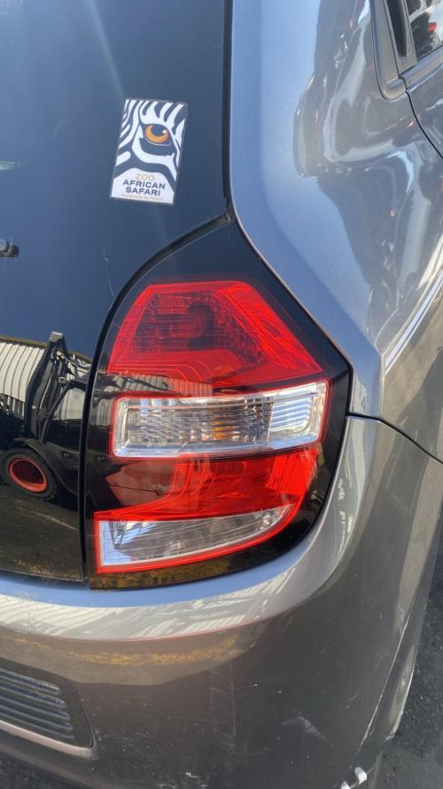 Image Feu arriere principal droit (feux) - RENAULT TWINGO 3