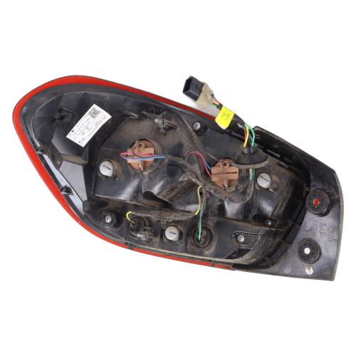 Image Feu arriere principal droit (feux) - DACIA SPRING