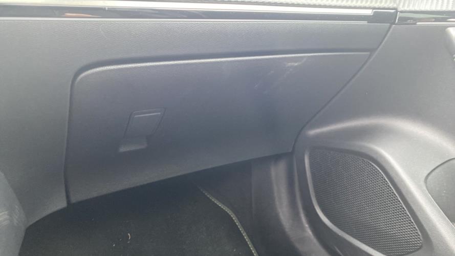 Image Boite a gants - PEUGEOT 2008 2