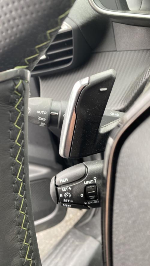 Image Com (Bloc Contacteur Tournant+Commodo Essuie Glace+Commodo Phare) - PEUGEOT 2008 2