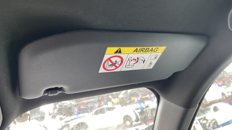 Image Pare soleil droit - PEUGEOT 2008 2