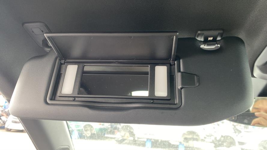 Image Pare soleil gauche - PEUGEOT 2008 2