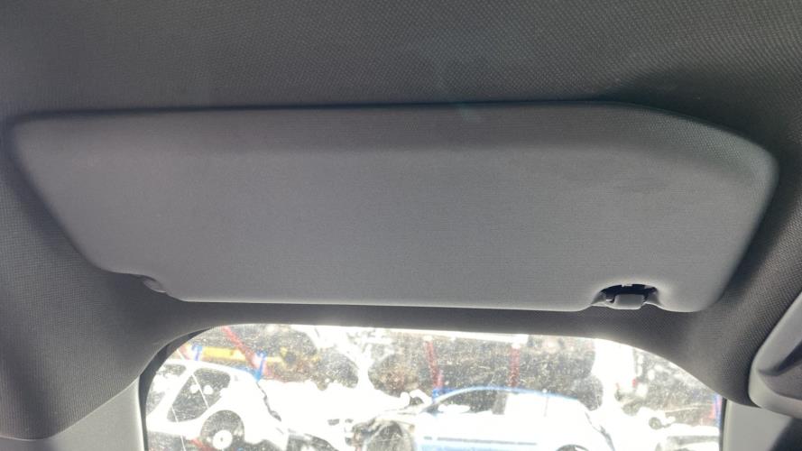 Image Pare soleil gauche - PEUGEOT 2008 2