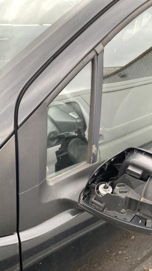 Image Custode avant gauche (porte) - OPEL AGILA B