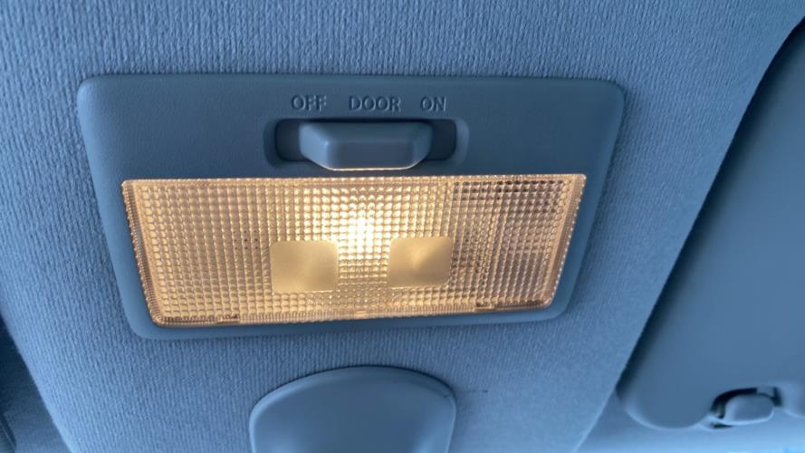 Image Eclairage de plafonnier - OPEL AGILA B