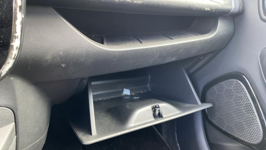 Image Boite a gants - RENAULT ZOE 1