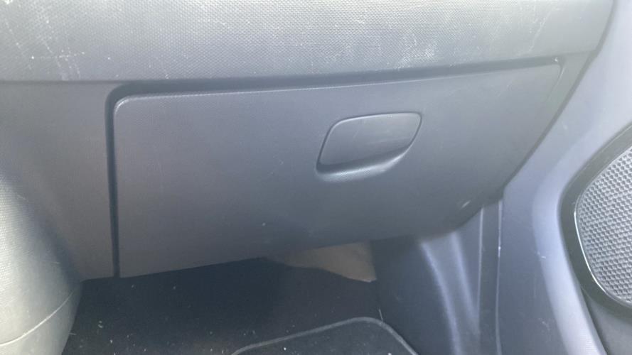 Image Boite a gants - RENAULT ZOE 1