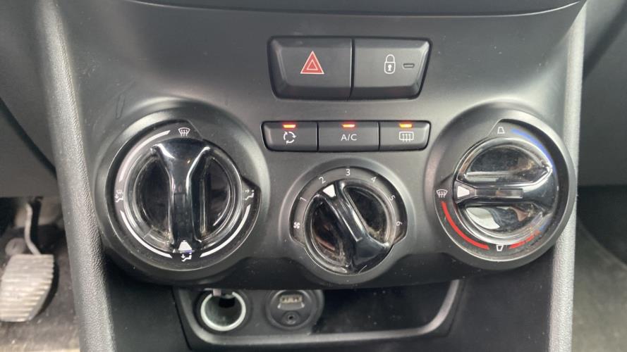 Image Commande chauffage - PEUGEOT 208 1