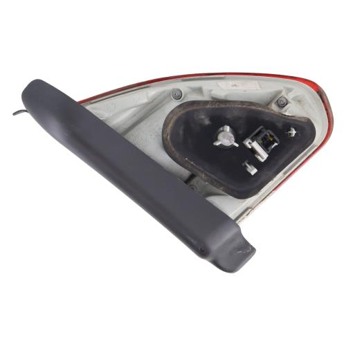 Image Feu arriere secondaire droit (feux) - PEUGEOT 2008 1