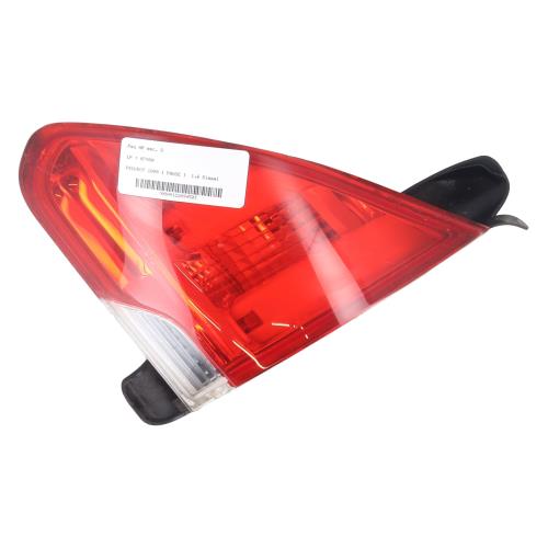 Image Feu arriere secondaire droit (feux) - PEUGEOT 2008 1