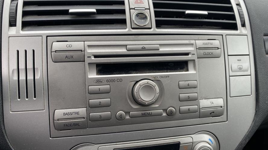 Image Autoradio d'origine - FORD KUGA 1