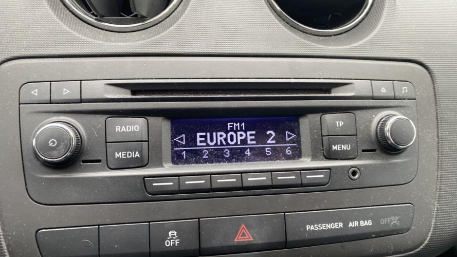 Image Autoradio d'origine - SEAT IBIZA 4