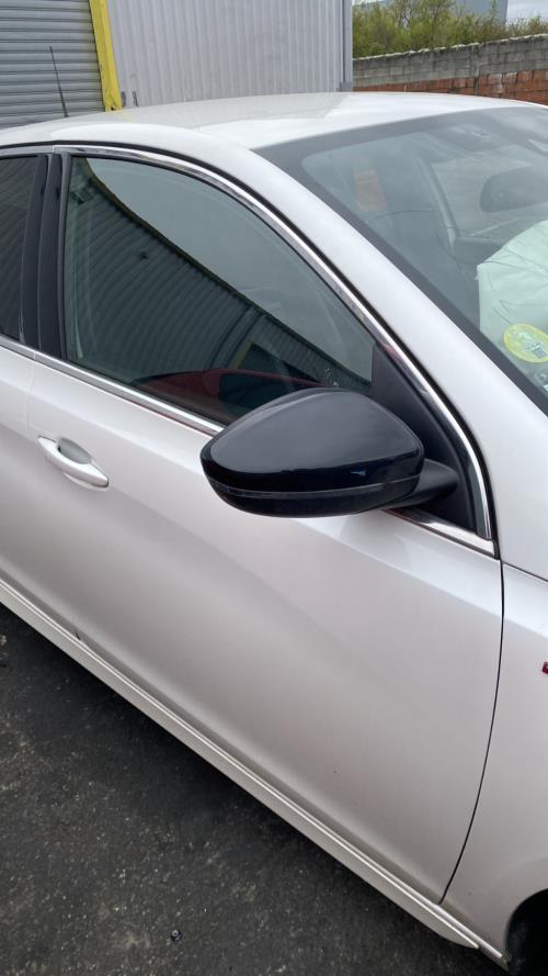 Image Porte avant droit - PEUGEOT 308 2