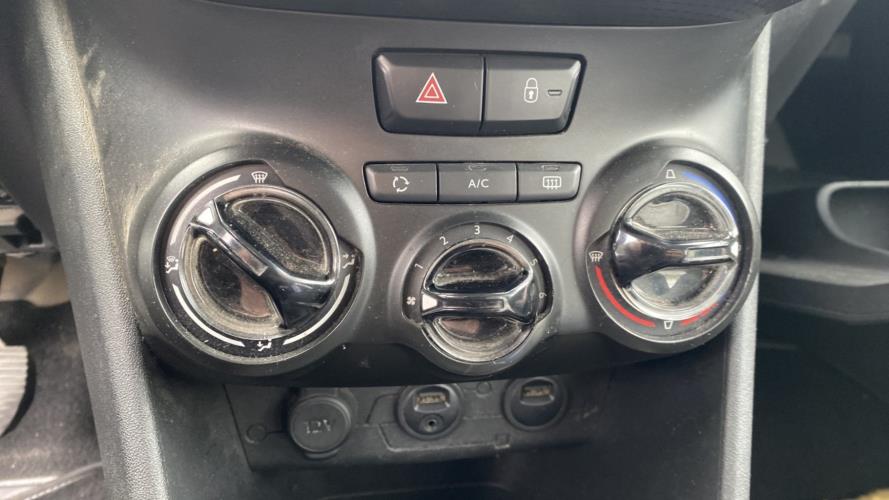 Image Commande chauffage - PEUGEOT 2008 1