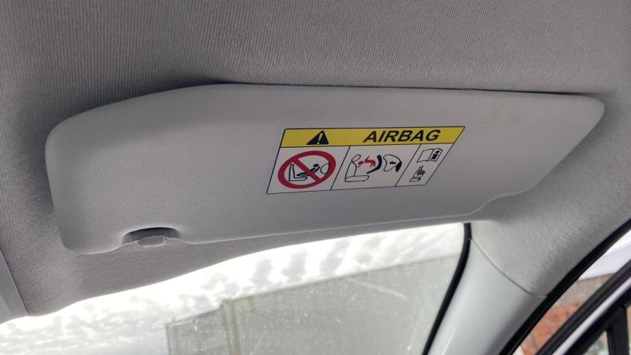 Image Pare soleil droit - PEUGEOT 208 1