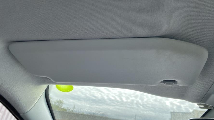 Image Pare soleil gauche - PEUGEOT 208 1