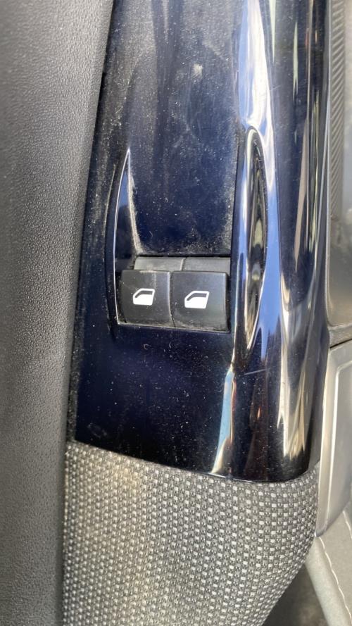 Image Interrupteur de leve vitre avant gauche - CITROEN C4 CACTUS