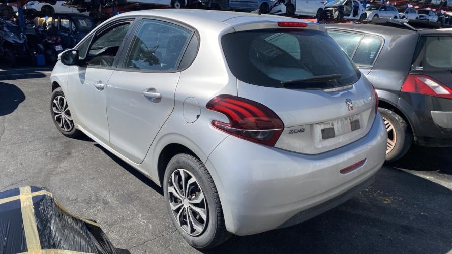 Image Malle/Hayon arriere - PEUGEOT 208 1