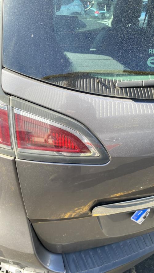 Image Feu arriere secondaire gauche (feux) - RENAULT SCENIC 3