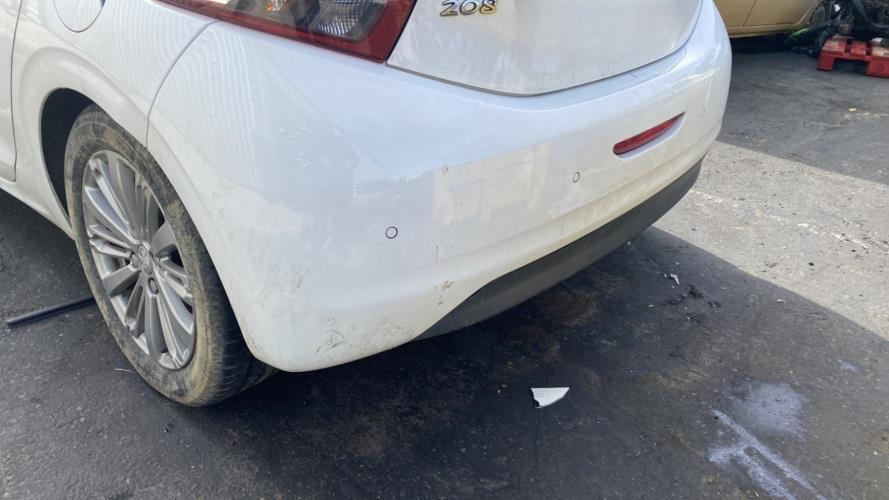 Image Pare choc arriere - PEUGEOT 208 1