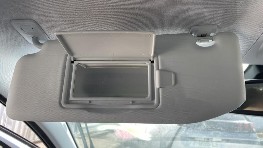 Image Pare soleil gauche - PEUGEOT 208 1