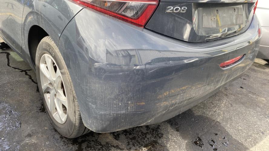 Image Pare choc arriere - PEUGEOT 208 1