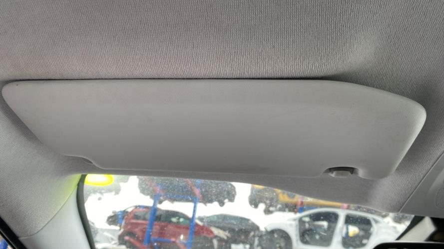Image Pare soleil gauche - PEUGEOT 208 1