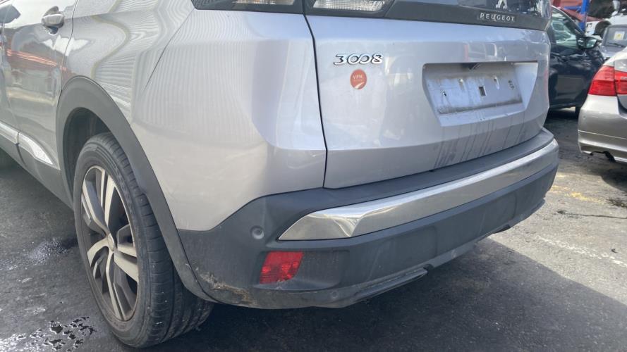Image Pare choc arriere - PEUGEOT 3008 2