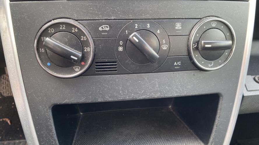 Image Commande chauffage - MERCEDES CLASSE B 245