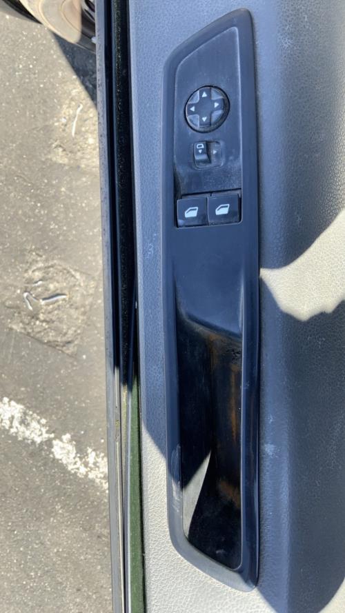 Image Interrupteur de leve vitre avant gauche - CITROEN JUMPY 3 XS