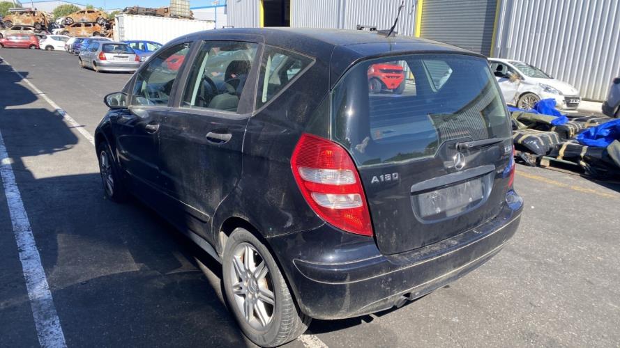 Image Pare choc arriere - MERCEDES CLASSE A 169
