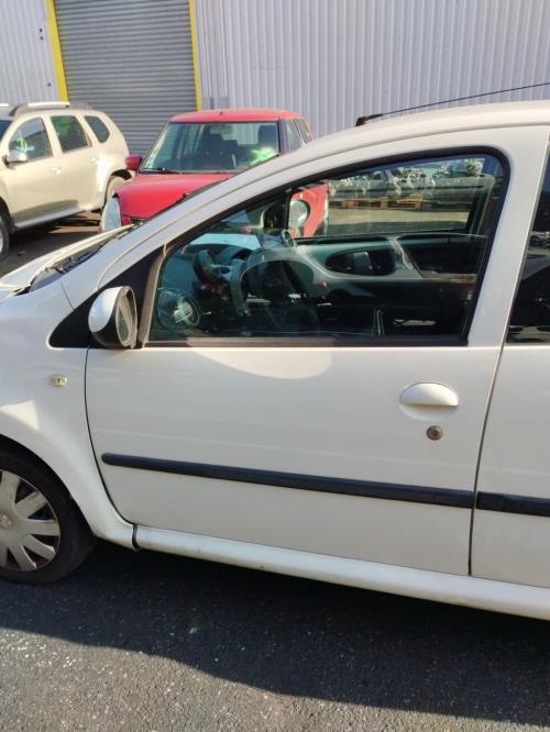 Image Porte avant gauche - PEUGEOT 107