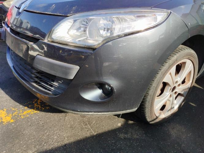 Image Pare choc avant - RENAULT MEGANE 3