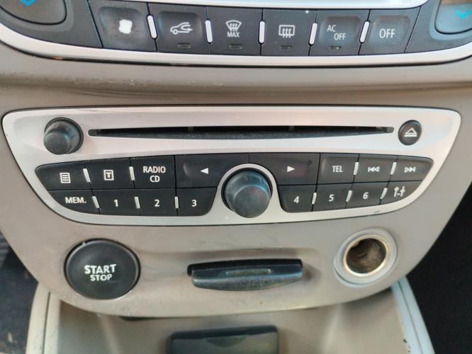Image Autoradio d'origine - RENAULT MEGANE 3