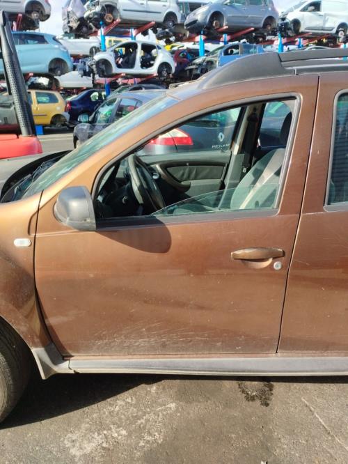 Image Porte avant gauche - DACIA DUSTER 1