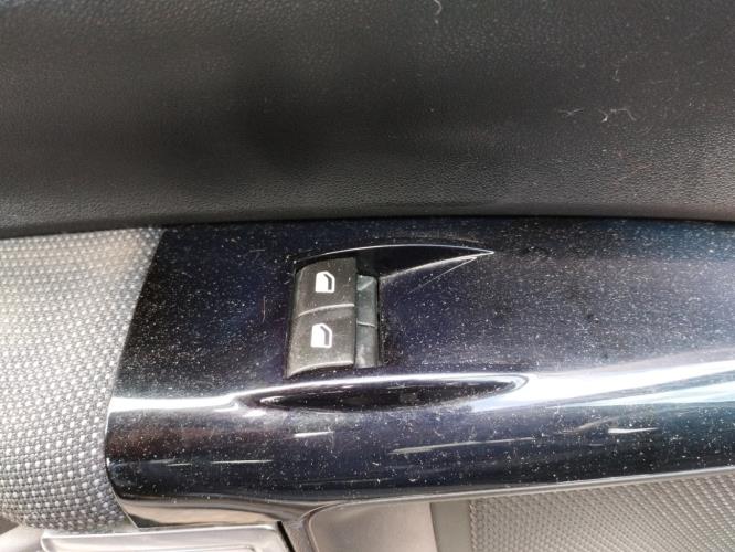 Image Interrupteur de leve vitre avant gauche - CITROEN C4 CACTUS