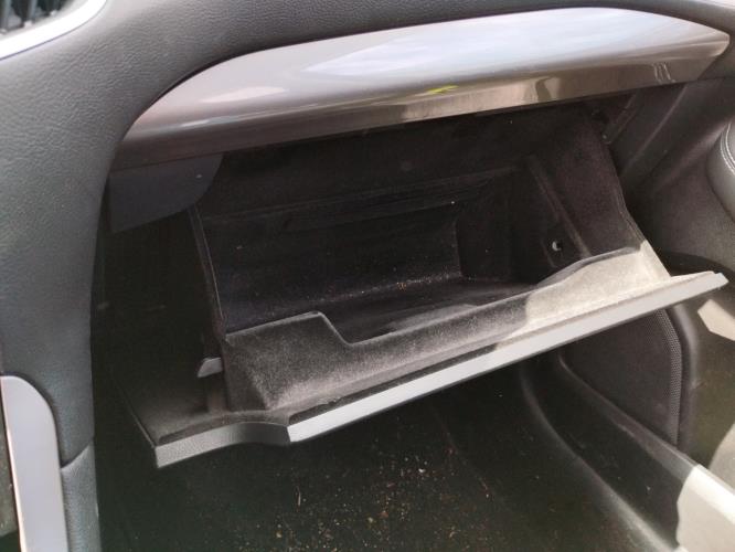 Image Boite a gants - FORD S-MAX 2