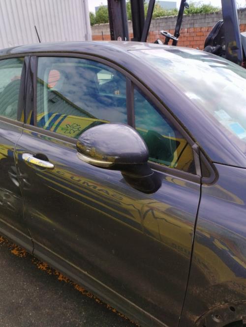Image Porte avant droit - FIAT 500X