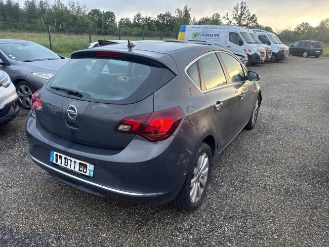 Image Feu arriere secondaire droit (feux) - OPEL ASTRA J