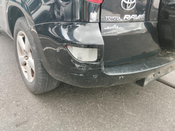 Image Malle/Hayon arriere - TOYOTA RAV4 3