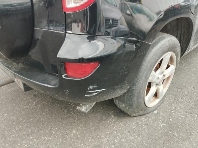 Image Pare choc arriere - TOYOTA RAV4 3