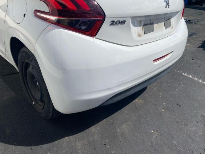 Image Pare choc arriere - PEUGEOT 208 1