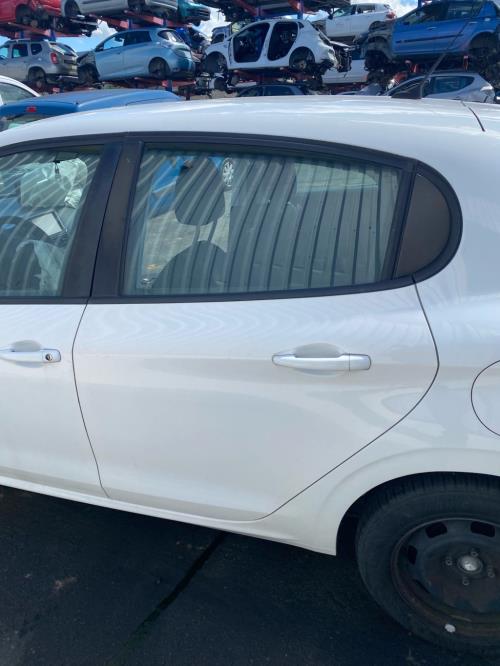 Image Porte arriere gauche - PEUGEOT 208 1
