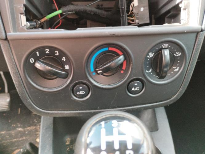 Image Commande chauffage - FORD FIESTA 5