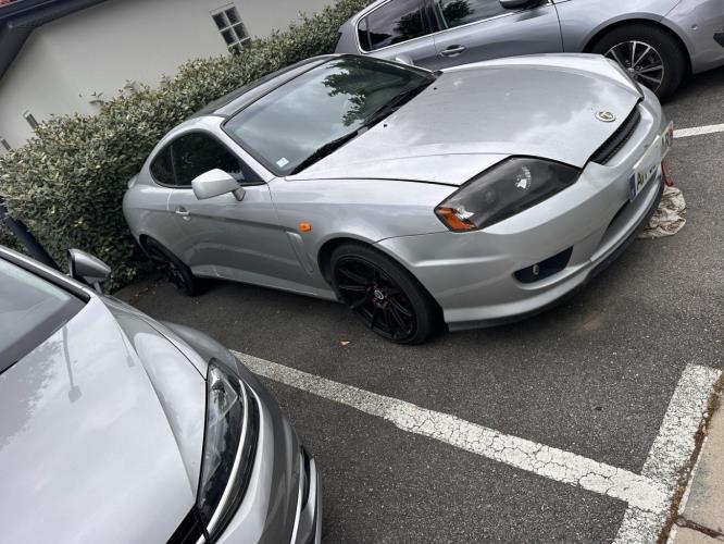 Image Capot - HYUNDAI COUPE 2